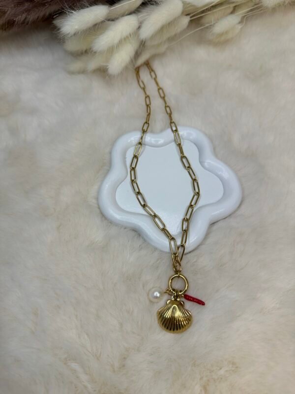 ⸻

Collier “Coquillage & Perle” – Esprit bord de mer