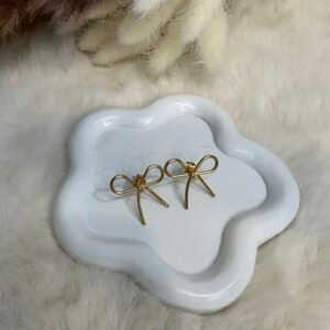 Boucles d’oreilles nœud doré
